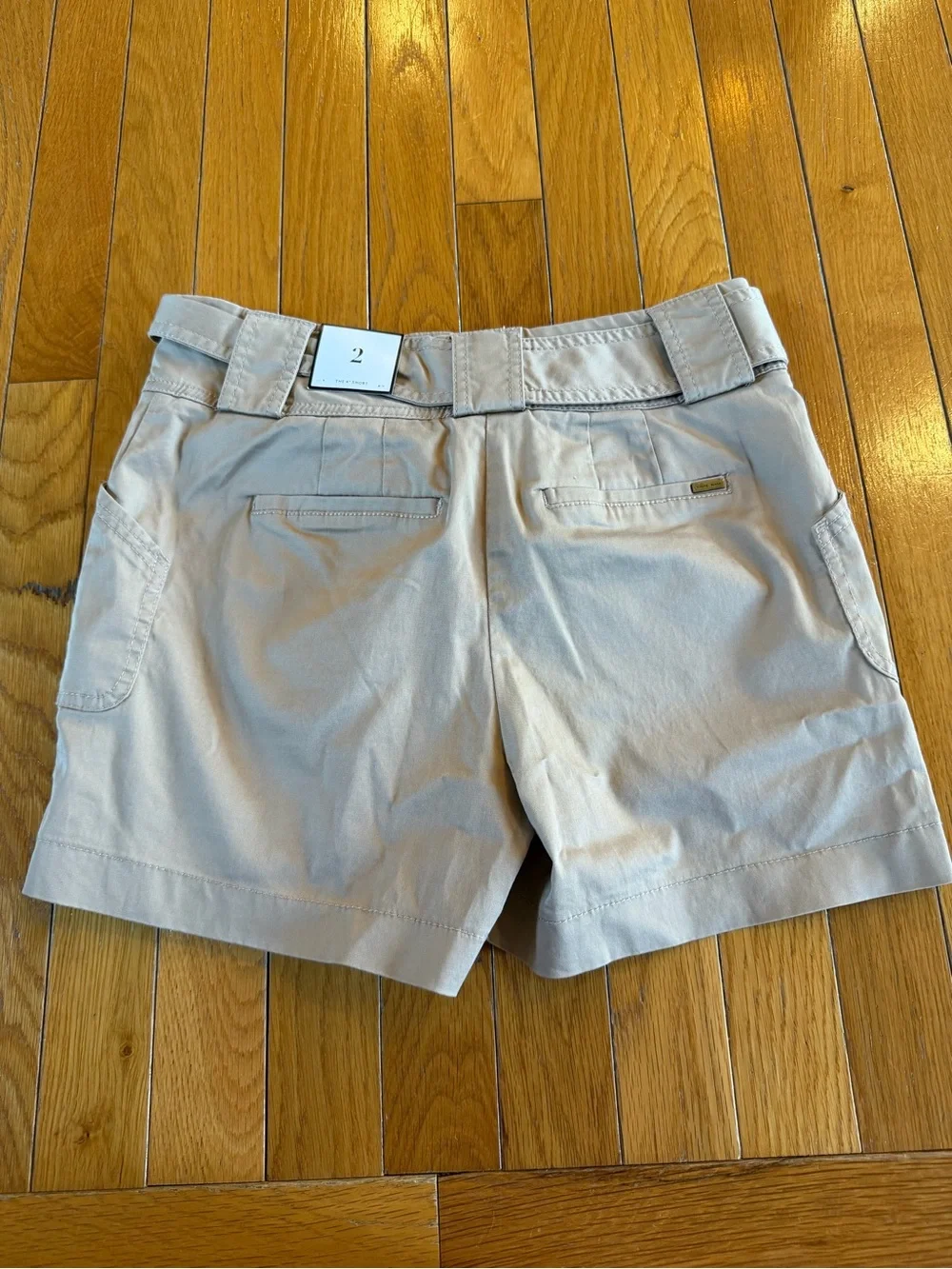 NEW White House Black Market High-Waist Tie-Belt 4" Shorts Womens Sz 2 Tan Beige - Picture 6 of 6